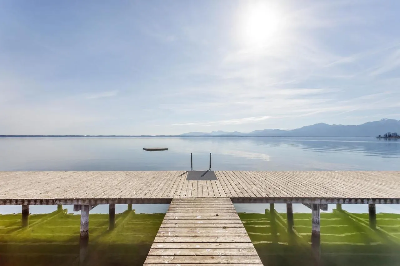 1 Haus Reichl Apartment Gstadt am Chiemsee Germany